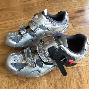 Specialized biking shoes